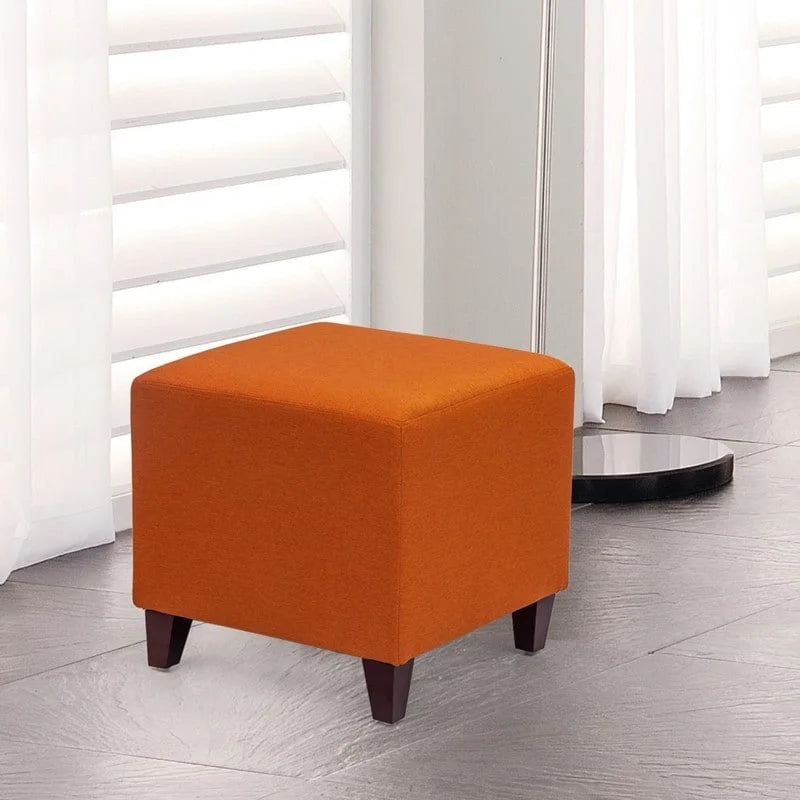 Pouffe cube ottoman avec revêtement en tissu et mousse haute résilience – Orange / Bleu / Gris foncé / Vert sauge / Bleu foncé / Beige / Vache noire / Multi-fleuri / Vache brune / Fleuri / Beige avec pieds noirs, style moderne, simple