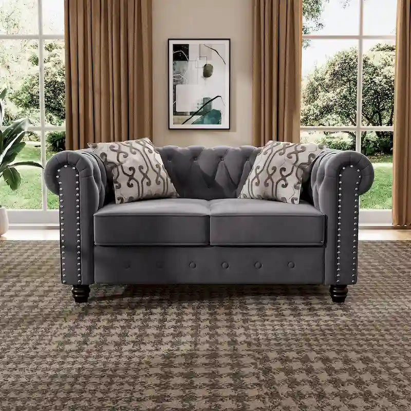 Causeuse Chesterfield en velours avec capitonnage, accoudoirs volutes et pieds tournés – Beige / Bleu clair / Gris clair, style classique, 2 places