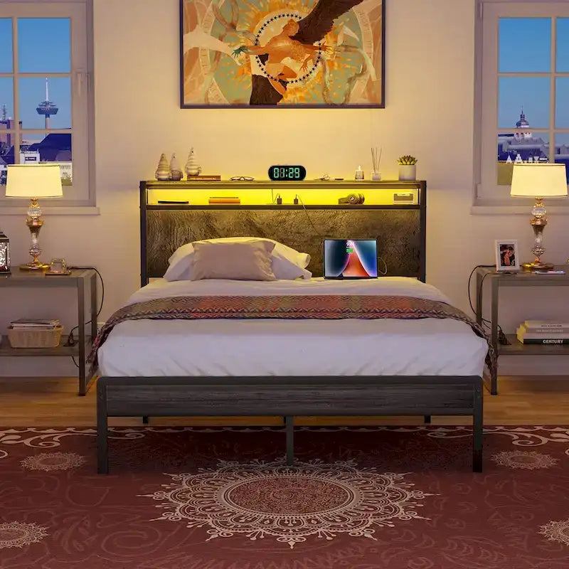 Cadre de lit plateforme avec tête de lit de rangement et LED – Marron / Gris / Noir, style industriel, simple