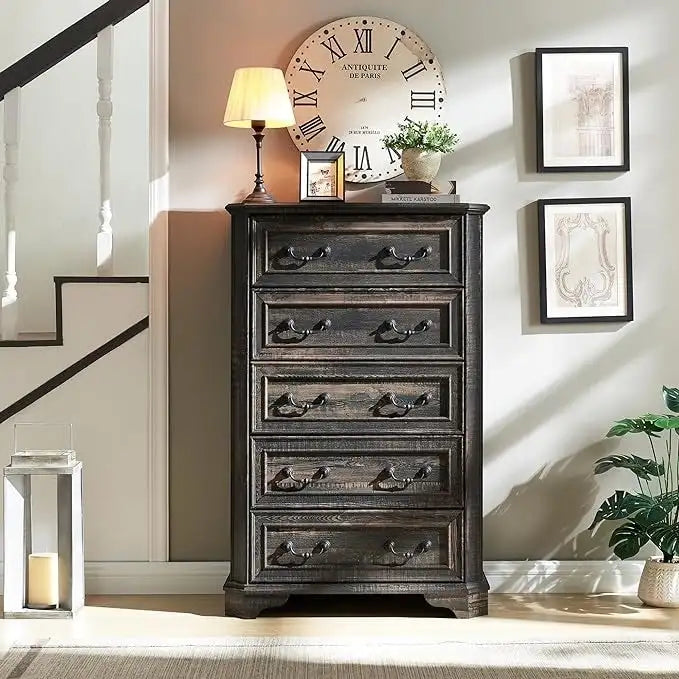 Commode 5 tiroirs – Blanc antique / Chêne rustique / Bois de grange, style rustique, individuelle